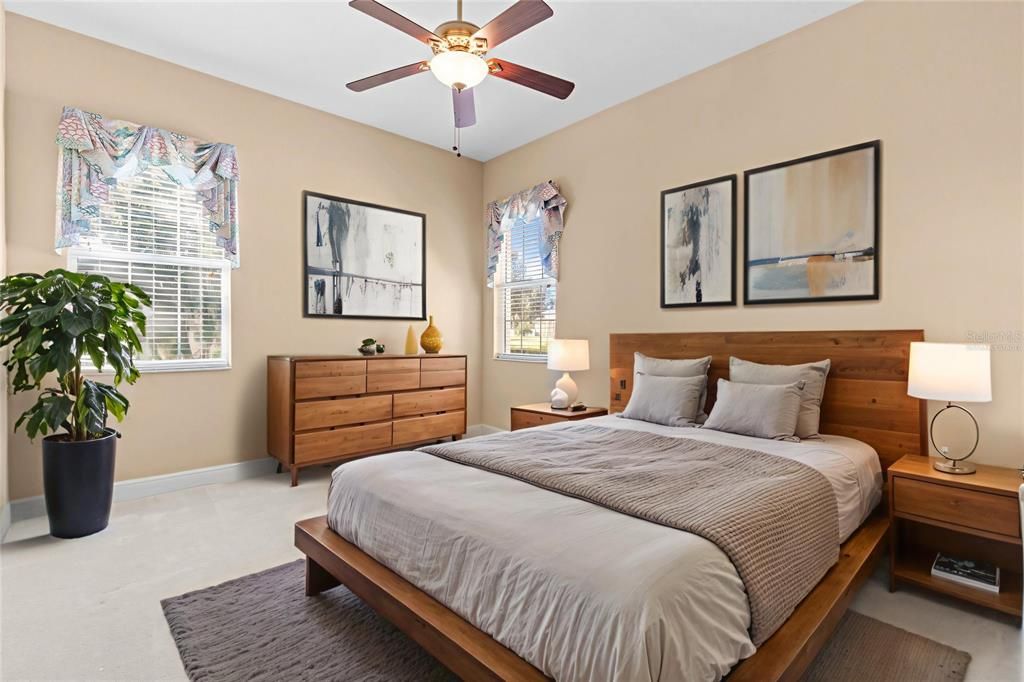 En Venta: $834,900 (4 camas, 3 baños, 3191 Pies cuadrados)