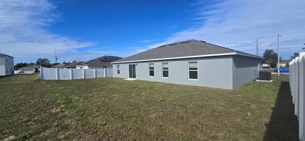 For Sale: $339,990 (4 beds, 2 baths, 2134 Square Feet)