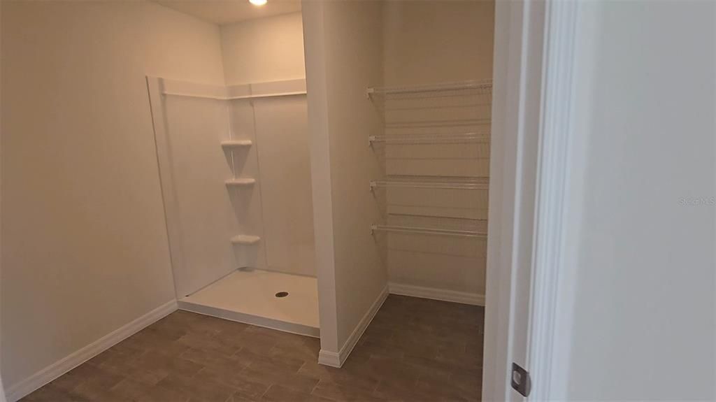 For Sale: $339,990 (4 beds, 2 baths, 2134 Square Feet)