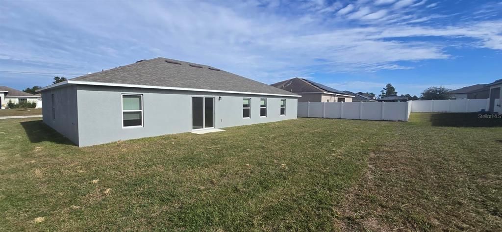 For Sale: $339,990 (4 beds, 2 baths, 2134 Square Feet)