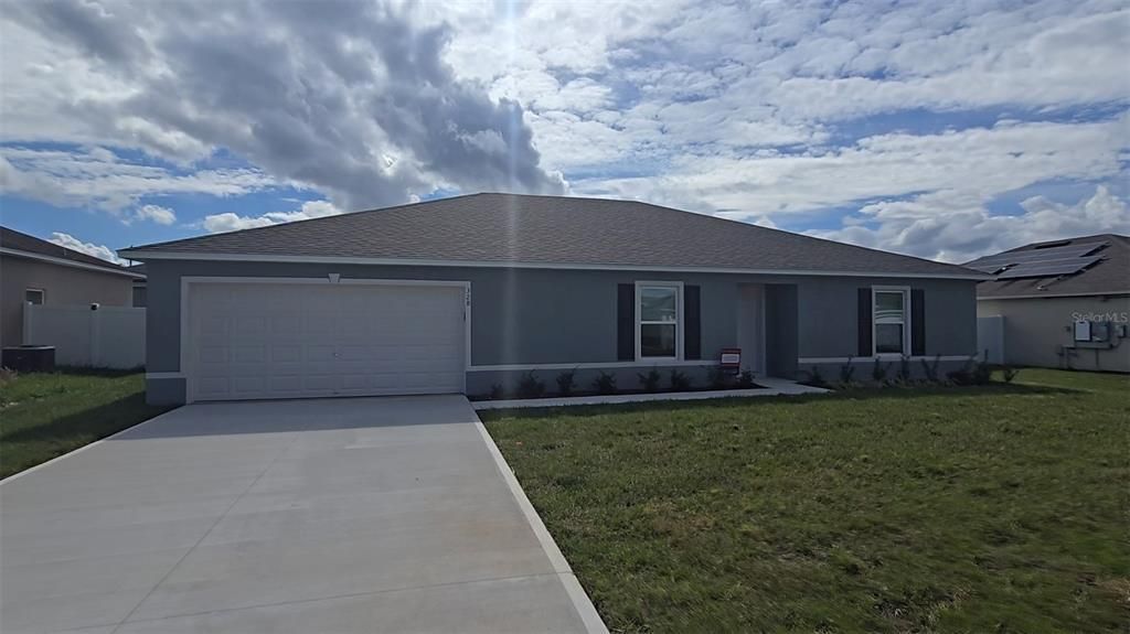 For Sale: $339,990 (4 beds, 2 baths, 2134 Square Feet)