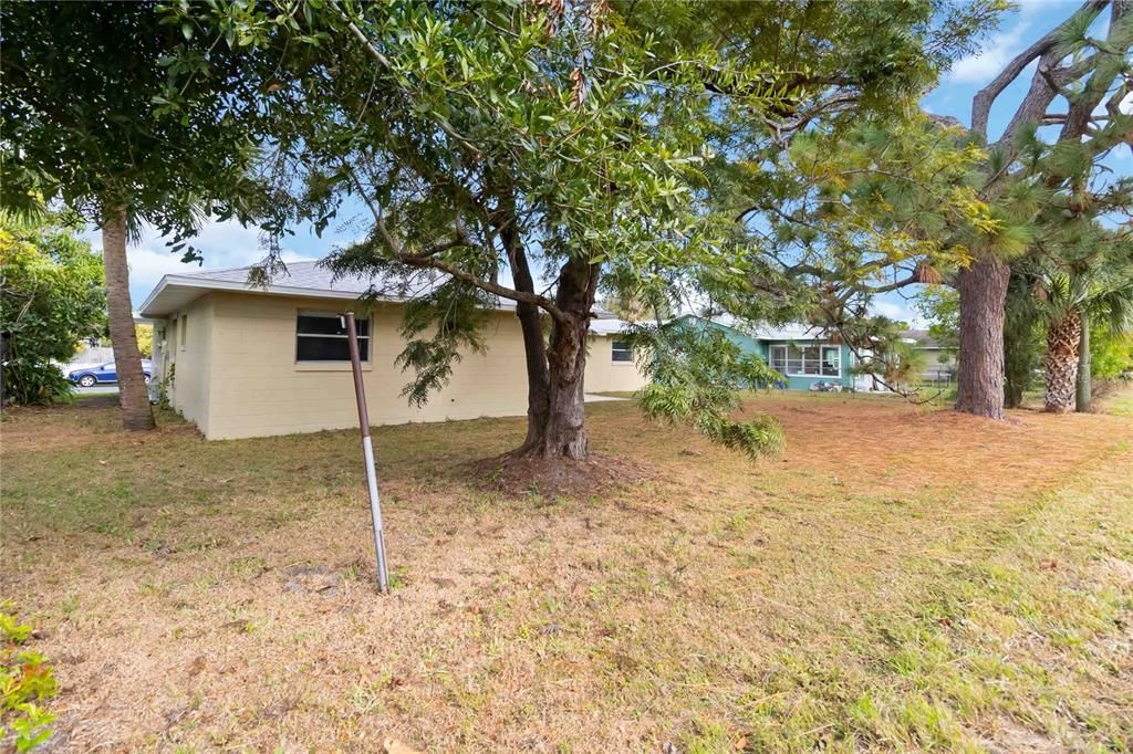 For Sale: $385,000 (3 beds, 2 baths, 1478 Square Feet)