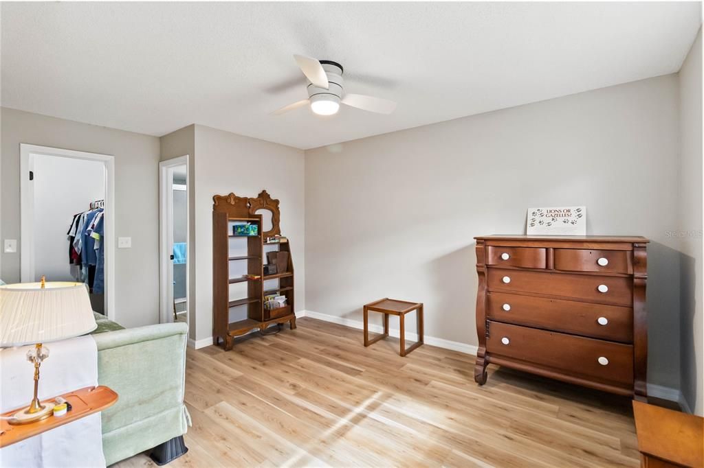 For Sale: $385,000 (3 beds, 2 baths, 1478 Square Feet)