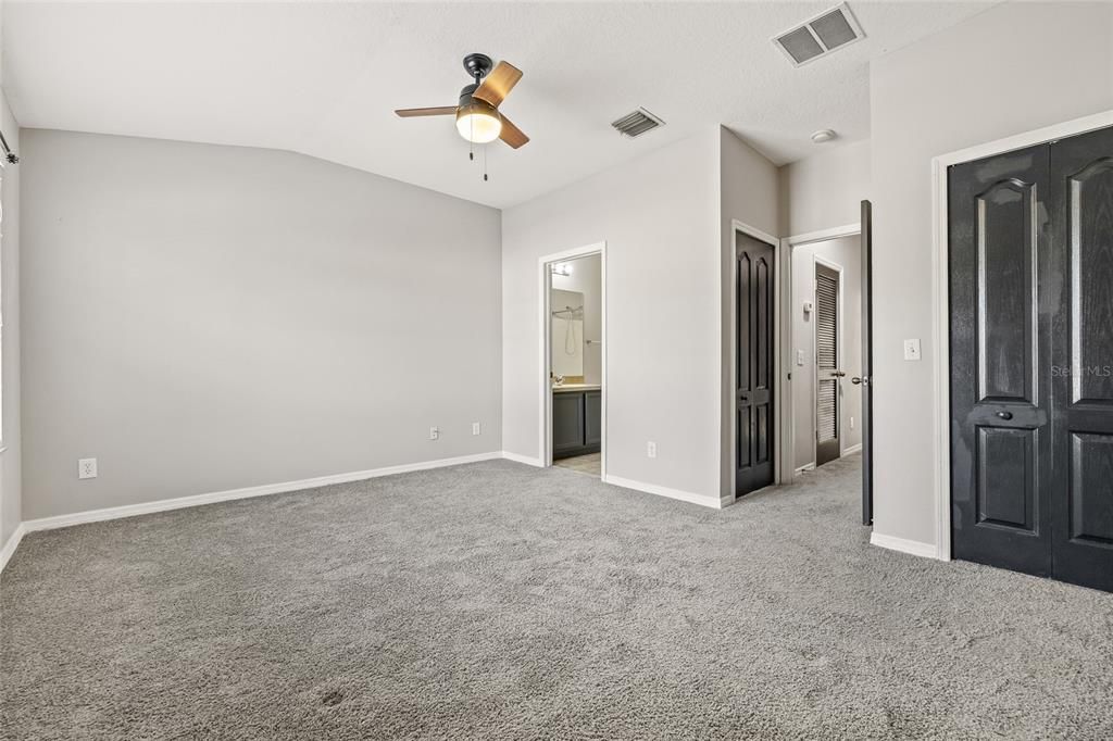 На продажу: $275,000 (2 спален, 2 ванн, 1240 Квадратных фут)