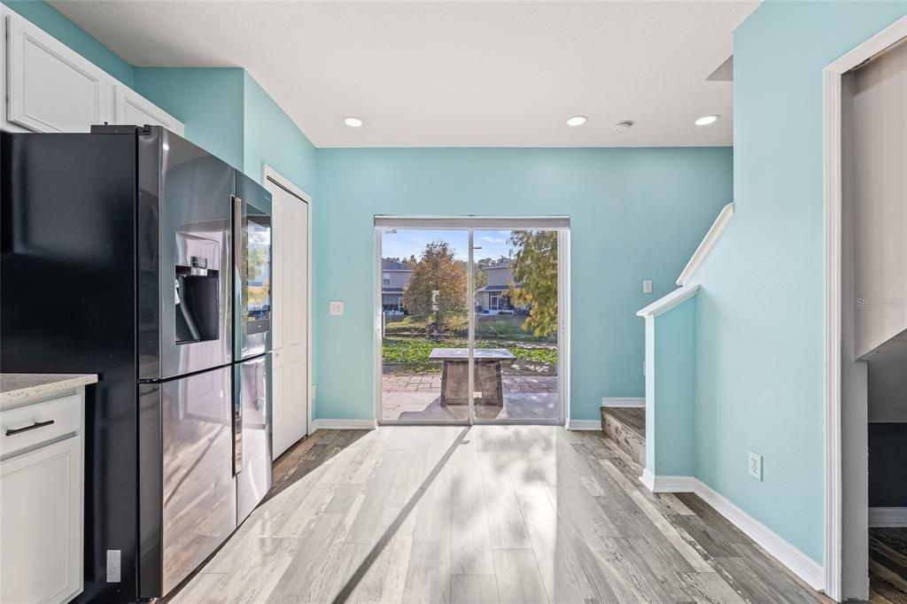 На продажу: $275,000 (2 спален, 2 ванн, 1240 Квадратных фут)