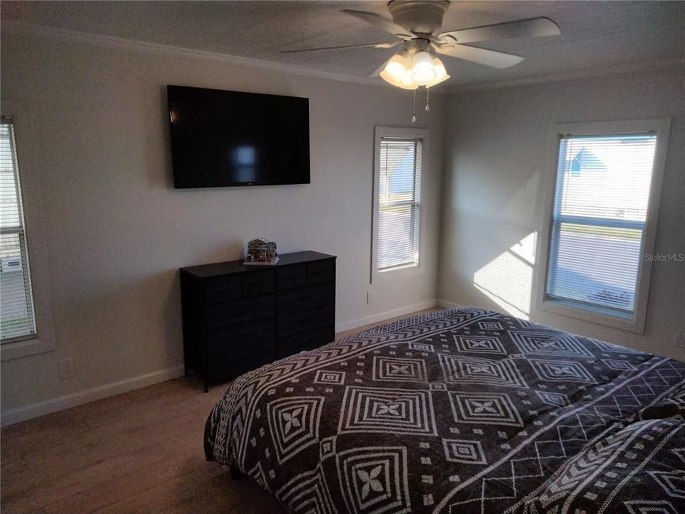 For Sale: $225,000 (2 beds, 2 baths, 1152 Square Feet)