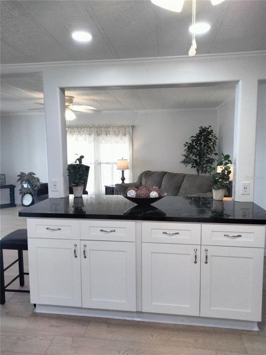 For Sale: $225,000 (2 beds, 2 baths, 1152 Square Feet)