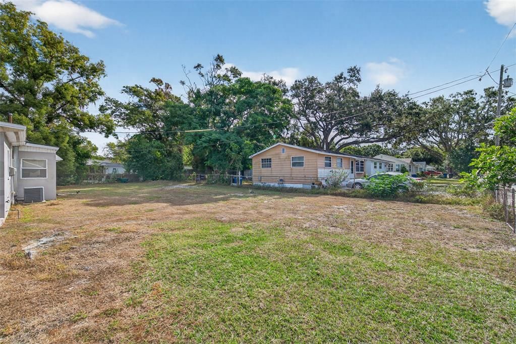 待售: $239,900 (3 贝兹, 1 浴室, 992 平方英尺)