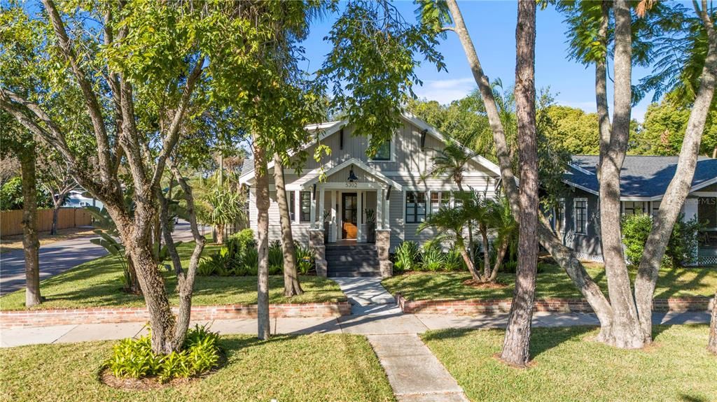 For Sale: $1,049,000 (3 beds, 2 baths, 2283 Square Feet)