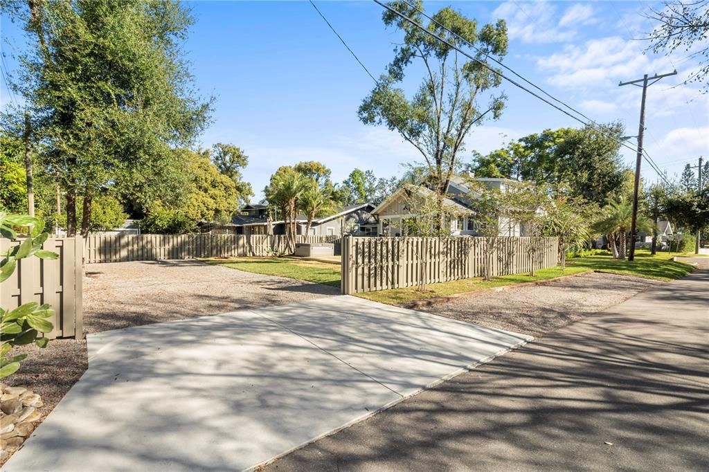 For Sale: $1,049,000 (3 beds, 2 baths, 2283 Square Feet)