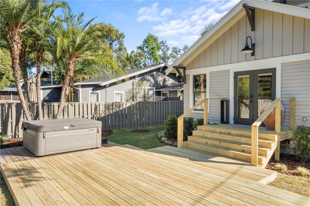 For Sale: $1,049,000 (3 beds, 2 baths, 2283 Square Feet)