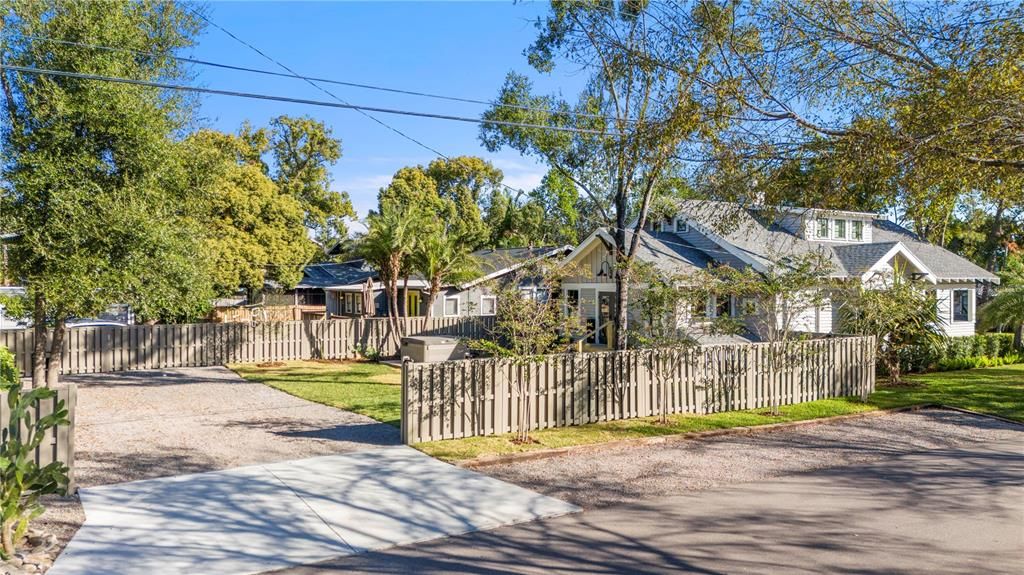 For Sale: $1,049,000 (3 beds, 2 baths, 2283 Square Feet)