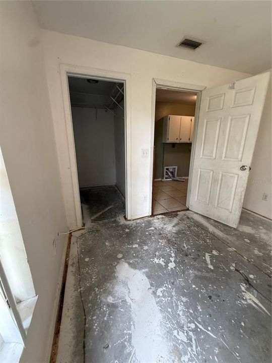 For Sale: $232,000 (3 beds, 2 baths, 1469 Square Feet)