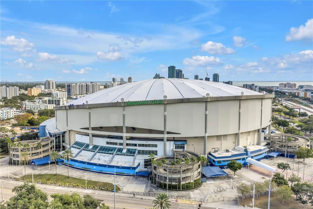 For Sale: $584,000 (3 beds, 1 baths, 1239 Square Feet)