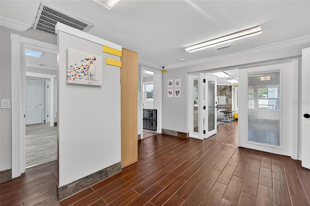 待售: $535,000 (0 贝兹, 0 浴室, 2219 平方英尺)