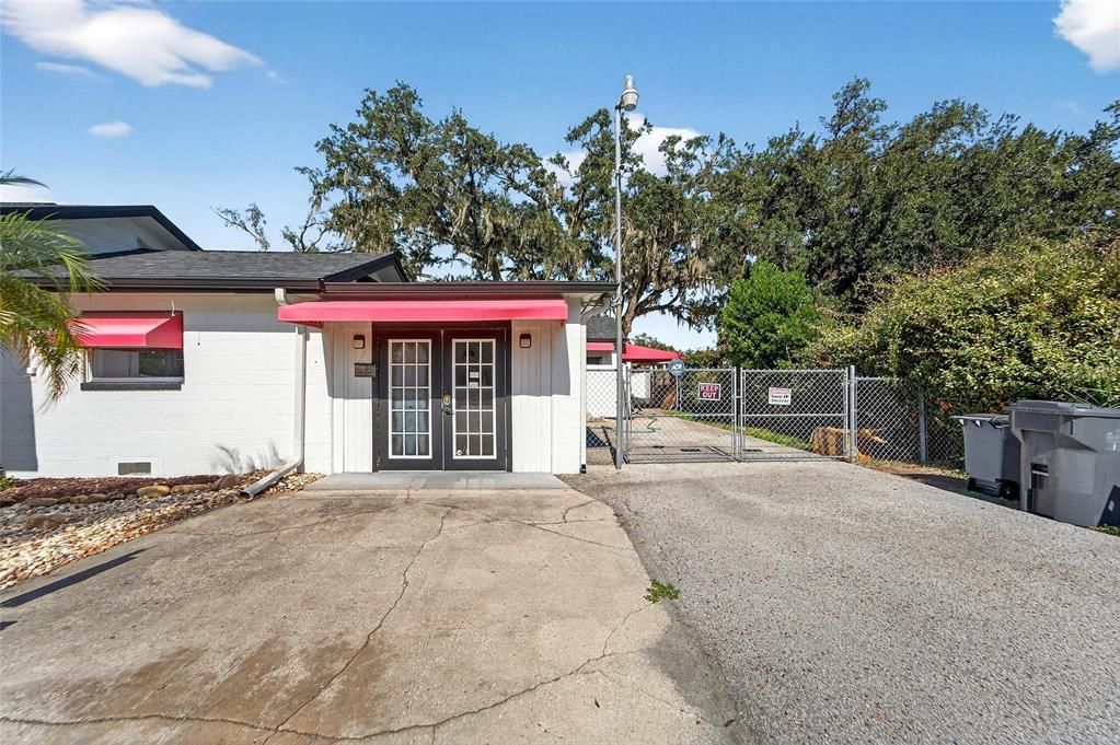 待售: $535,000 (0 贝兹, 0 浴室, 2219 平方英尺)