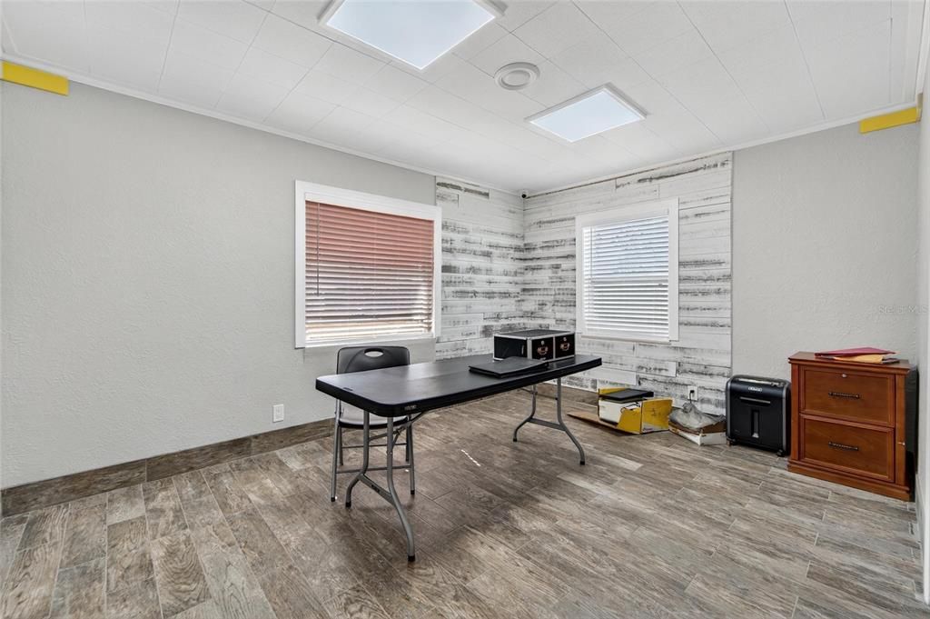 待售: $535,000 (0 贝兹, 0 浴室, 2219 平方英尺)