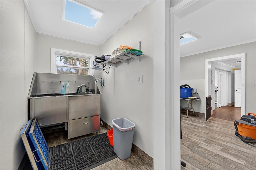 待售: $535,000 (0 贝兹, 0 浴室, 2219 平方英尺)