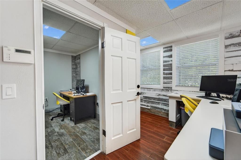 待售: $535,000 (0 贝兹, 0 浴室, 2219 平方英尺)