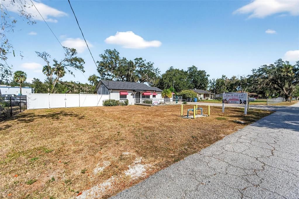 待售: $535,000 (0 贝兹, 0 浴室, 2219 平方英尺)