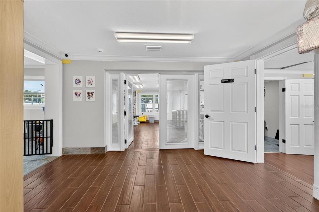 待售: $535,000 (0 贝兹, 0 浴室, 2219 平方英尺)