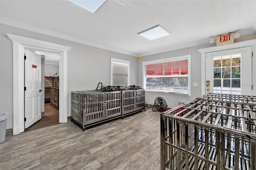 待售: $535,000 (0 贝兹, 0 浴室, 2219 平方英尺)