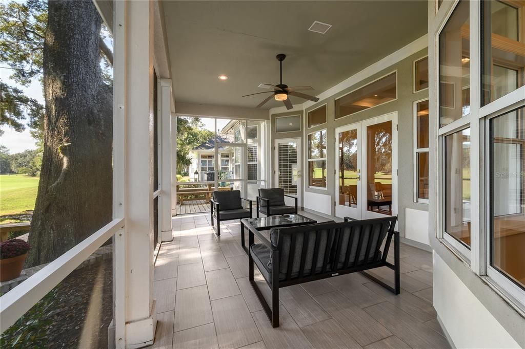 For Sale: $679,900 (4 beds, 2 baths, 2810 Square Feet)