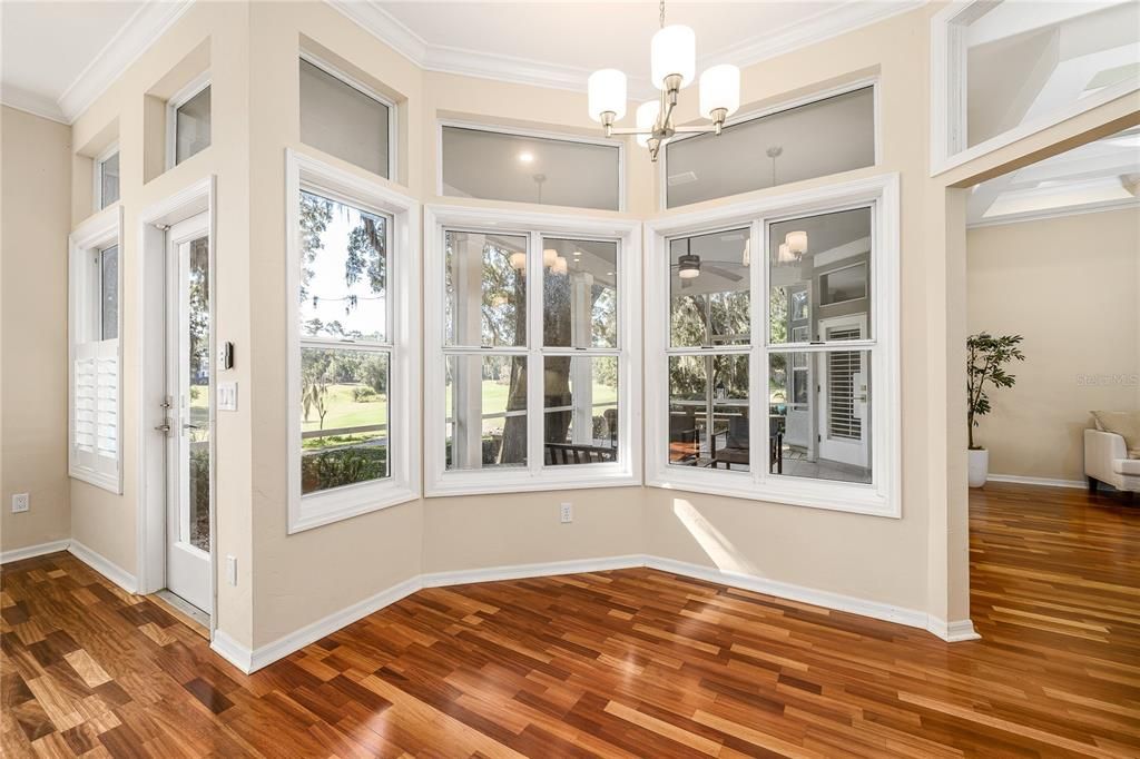 For Sale: $679,900 (4 beds, 2 baths, 2810 Square Feet)