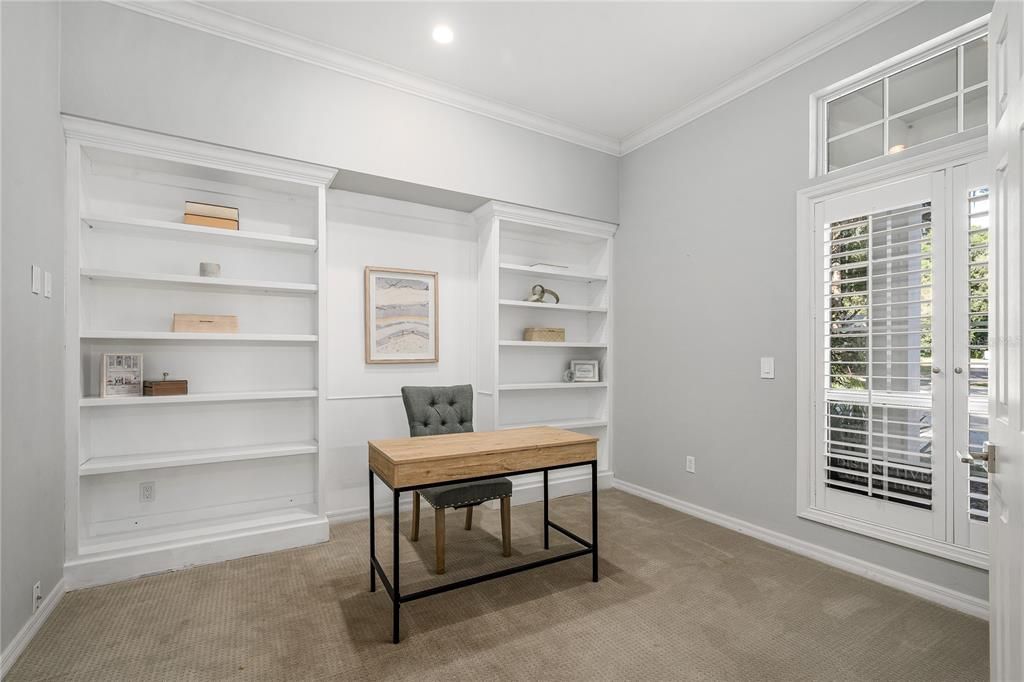 For Sale: $679,900 (4 beds, 2 baths, 2810 Square Feet)