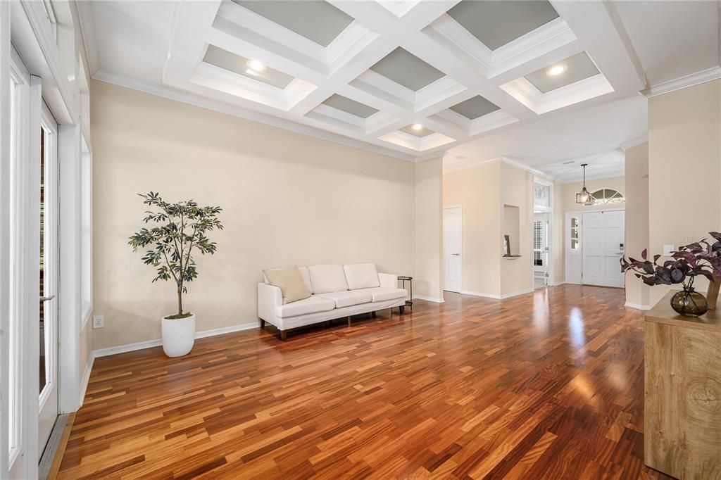 For Sale: $679,900 (4 beds, 2 baths, 2810 Square Feet)