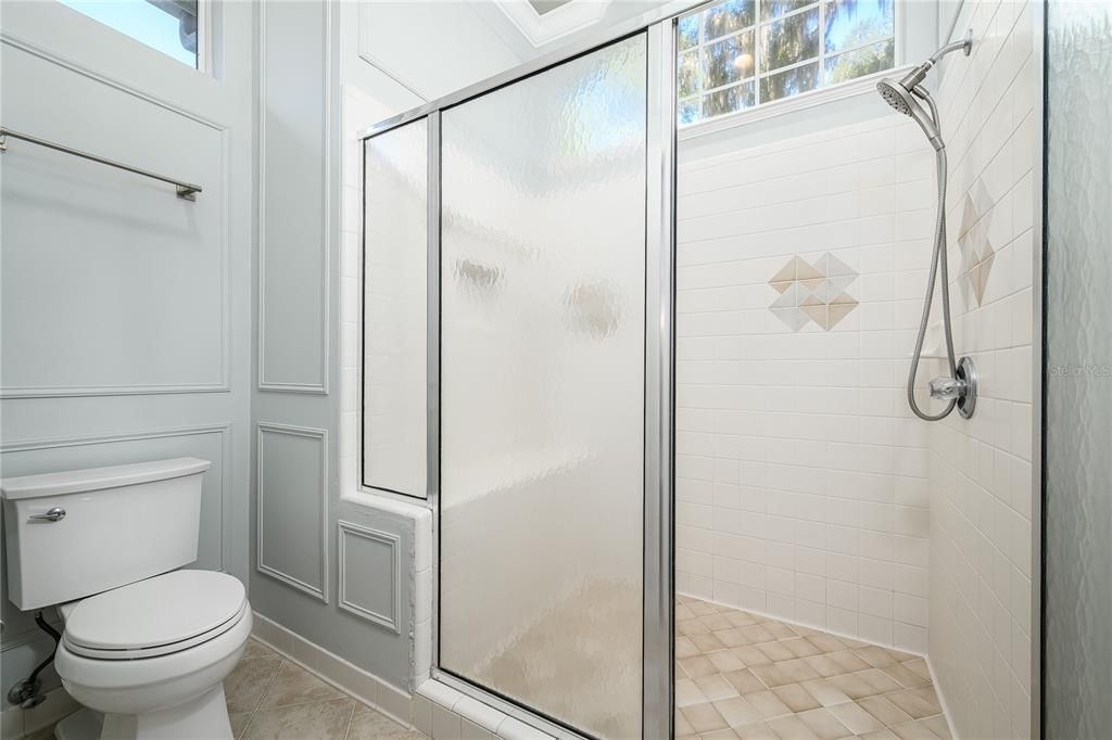 For Sale: $679,900 (4 beds, 2 baths, 2810 Square Feet)