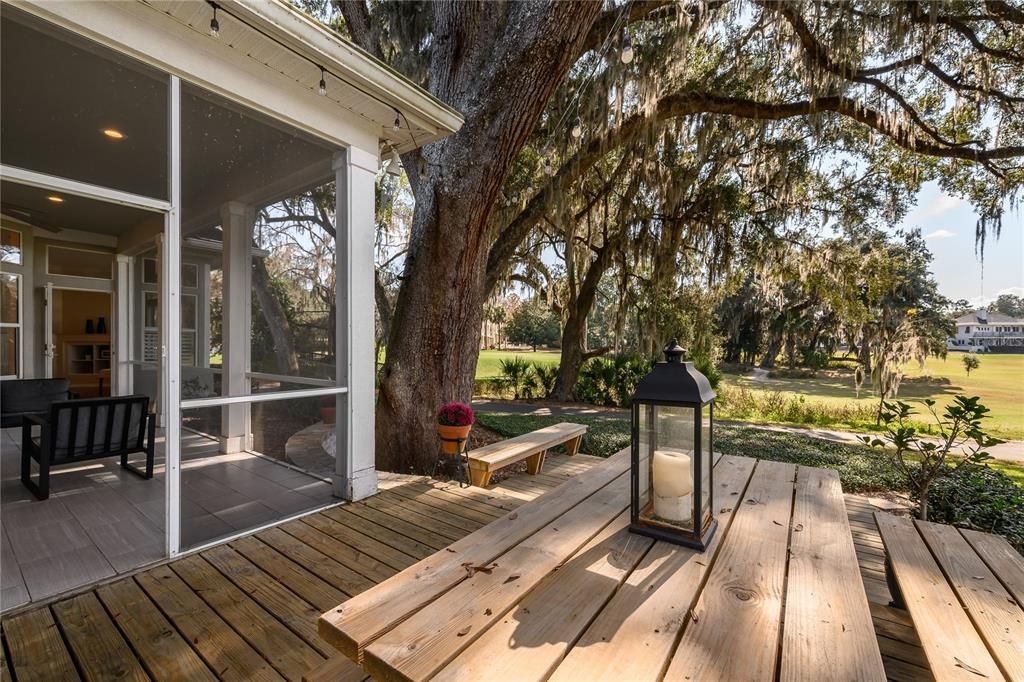 For Sale: $679,900 (4 beds, 2 baths, 2810 Square Feet)