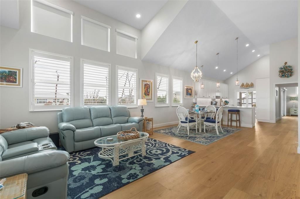 待售: $779,900 (3 贝兹, 2 浴室, 1746 平方英尺)