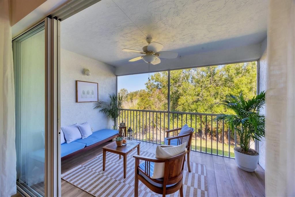 For Sale: $280,000 (2 beds, 2 baths, 1431 Square Feet)