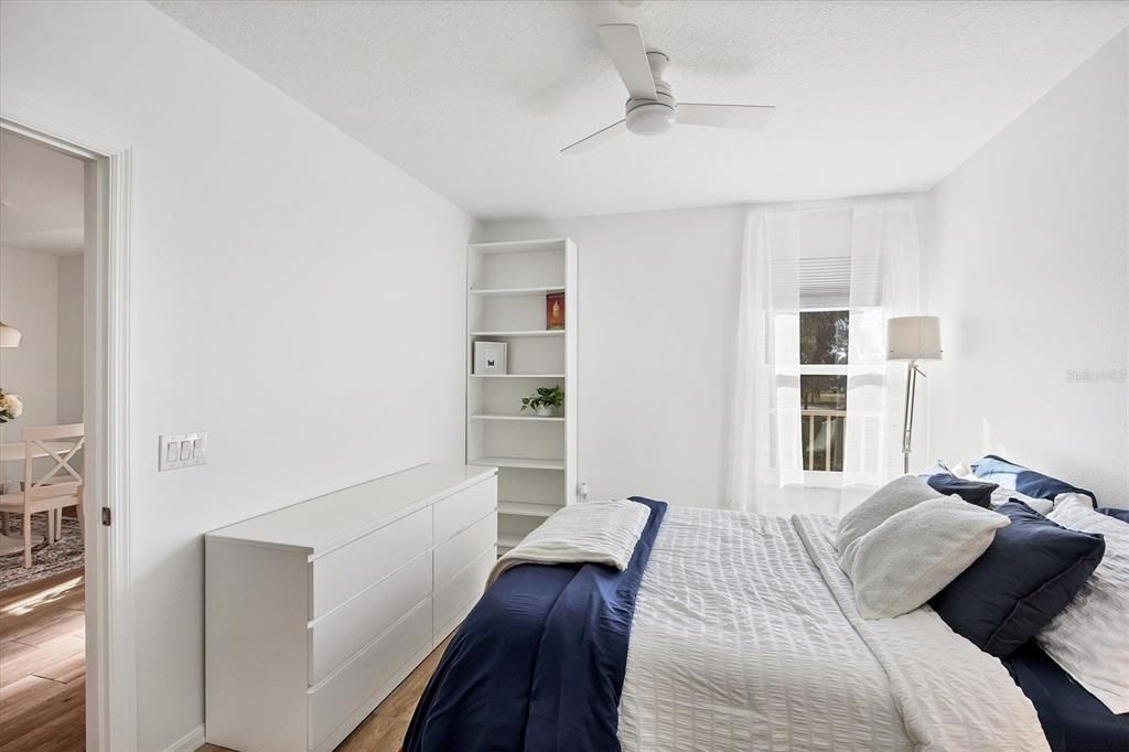 For Sale: $280,000 (2 beds, 2 baths, 1431 Square Feet)