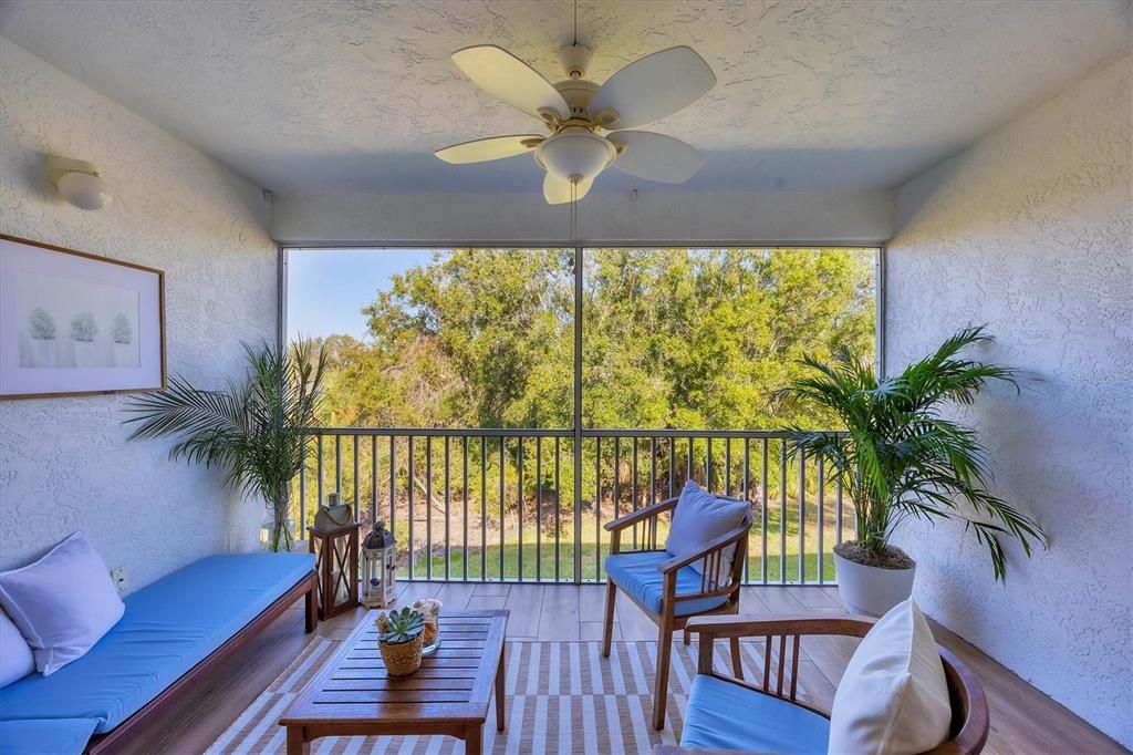 For Sale: $280,000 (2 beds, 2 baths, 1431 Square Feet)