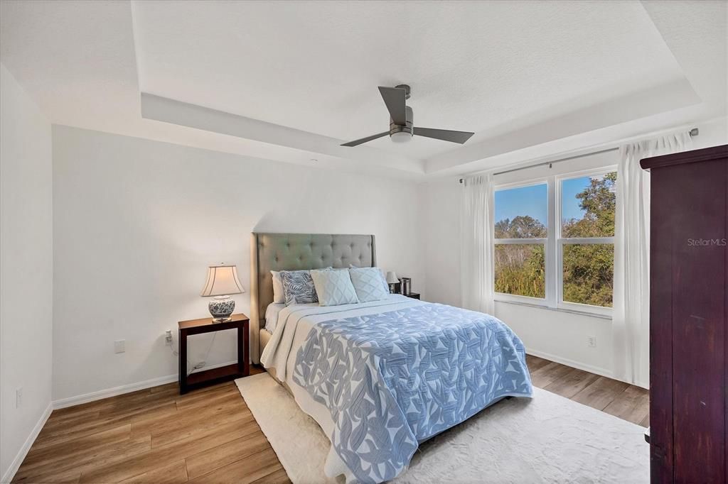 For Sale: $280,000 (2 beds, 2 baths, 1431 Square Feet)