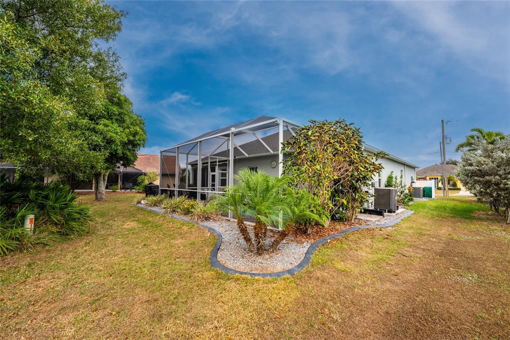 待售: $495,000 (3 贝兹, 2 浴室, 2208 平方英尺)