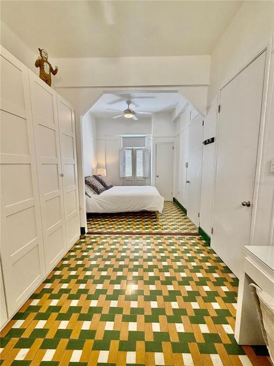 出租: $2,700 (3 贝兹, 1 浴室, 0 平方英尺)