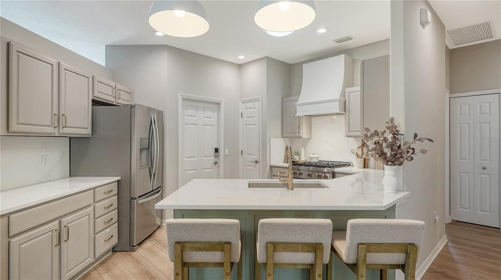 待售: $490,000 (3 贝兹, 2 浴室, 1598 平方英尺)