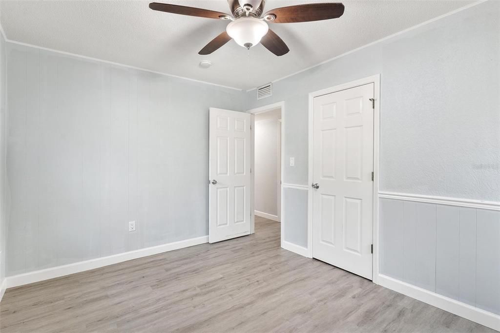 For Sale: $259,900 (3 beds, 2 baths, 1325 Square Feet)