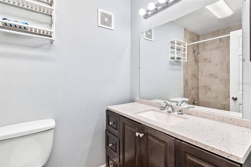 For Sale: $259,900 (3 beds, 2 baths, 1325 Square Feet)