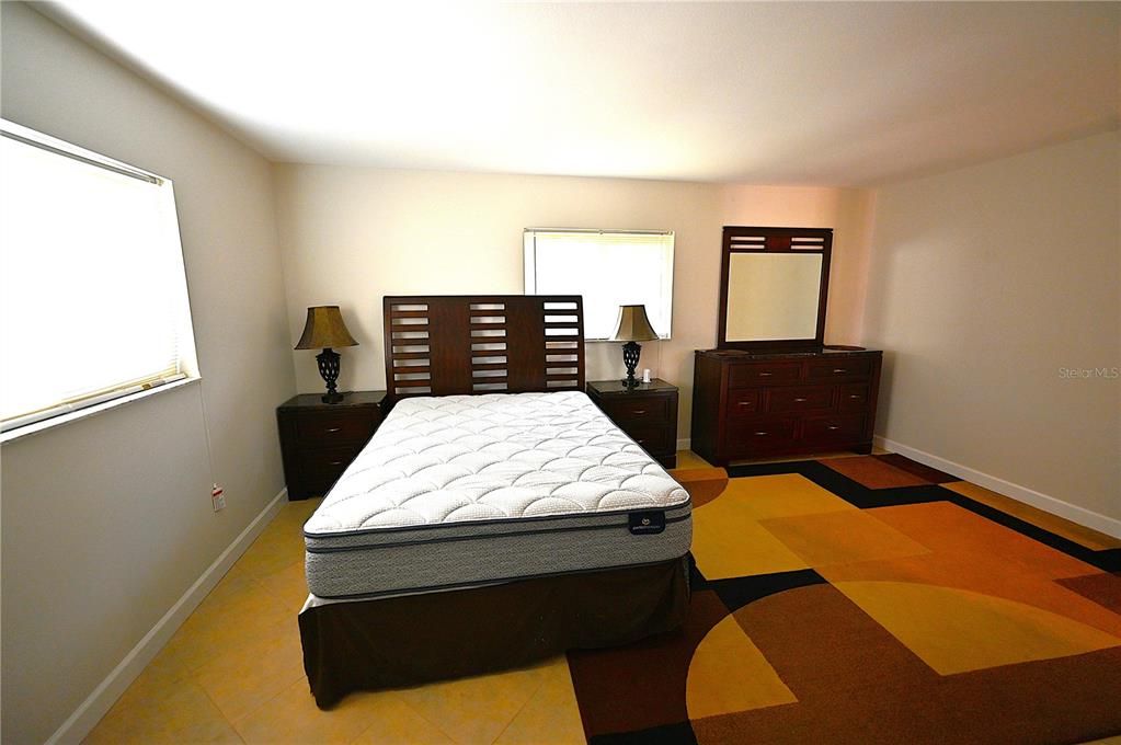 待售: $320,000 (3 贝兹, 2 浴室, 1770 平方英尺)