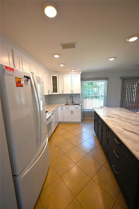 待售: $320,000 (3 贝兹, 2 浴室, 1770 平方英尺)