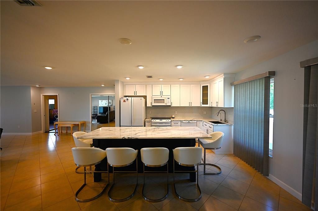 待售: $320,000 (3 贝兹, 2 浴室, 1770 平方英尺)