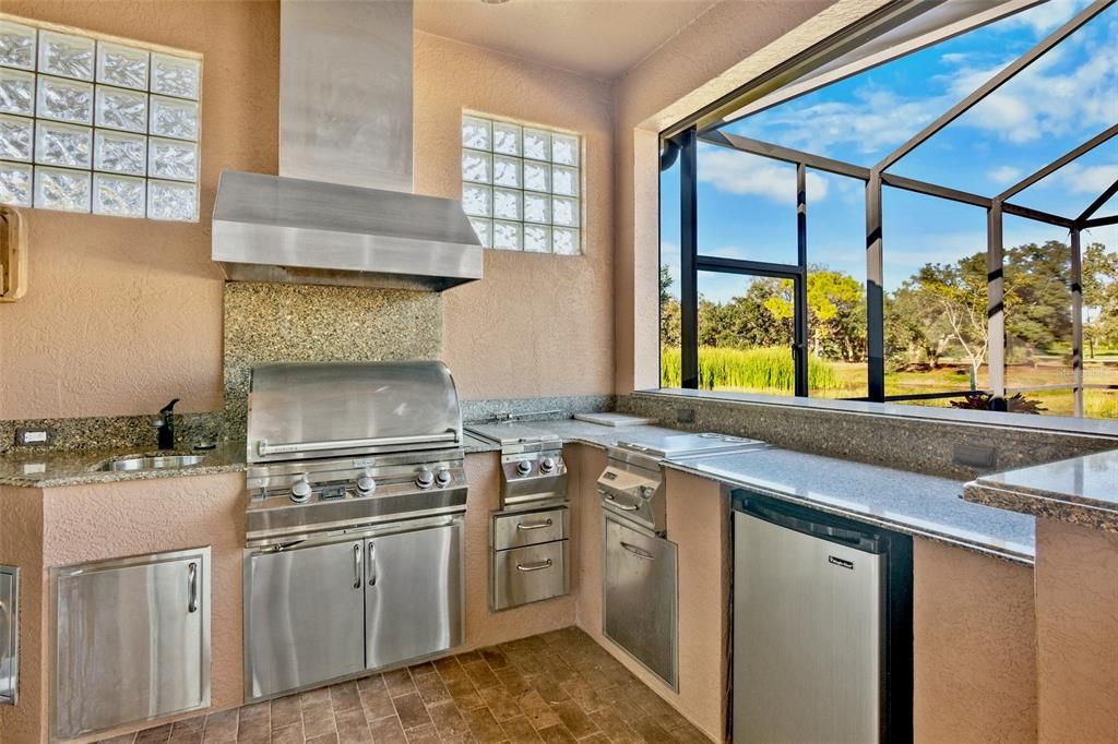 For Sale: $649,000 (3 beds, 2 baths, 1939 Square Feet)