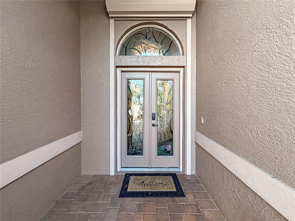 For Sale: $649,000 (3 beds, 2 baths, 1939 Square Feet)