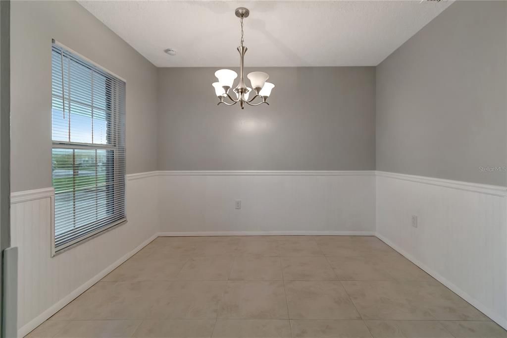 待售: $289,900 (3 贝兹, 2 浴室, 1333 平方英尺)