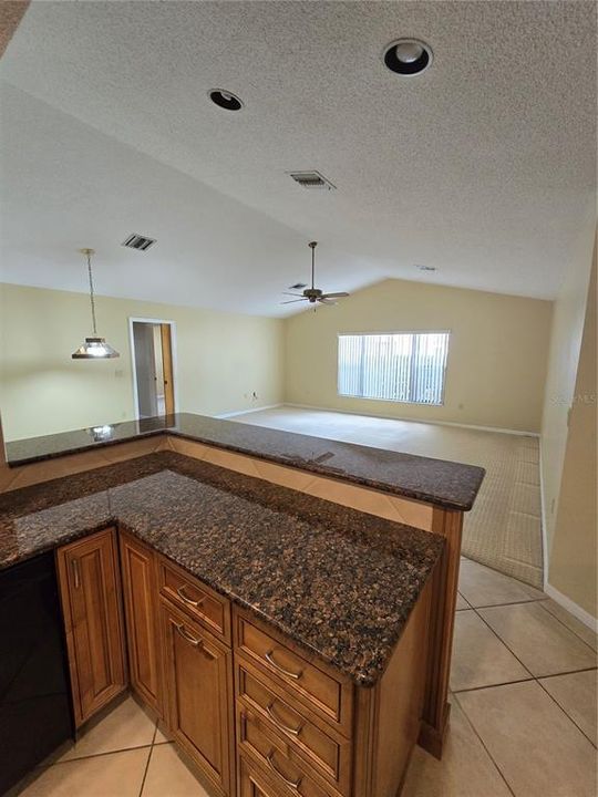 На продажу: $475,000 (3 спален, 2 ванн, 2246 Квадратных фут)