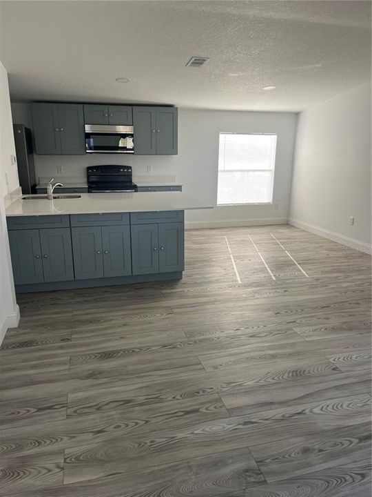 В аренду: $1,700 (2 спален, 2 ванн, 960 Квадратных фут)